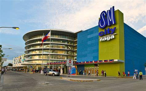 sm city naga now showing